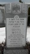 Gustel Moss' tombstone